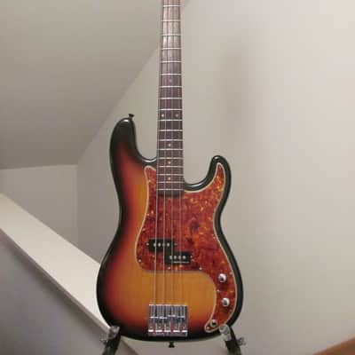 Fender Precision Bass 1962 Sunburst (Professional Refin) image 1