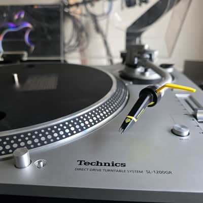 Technics SL-1200GR Turntable (Silver) w/ Ortofon Cart & Dust Cover (33/45/78) image 13