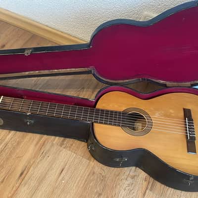 Miguel Rodriguez ~1915 classical guitar -outstanding instrument + excellent sound - check video! image 18