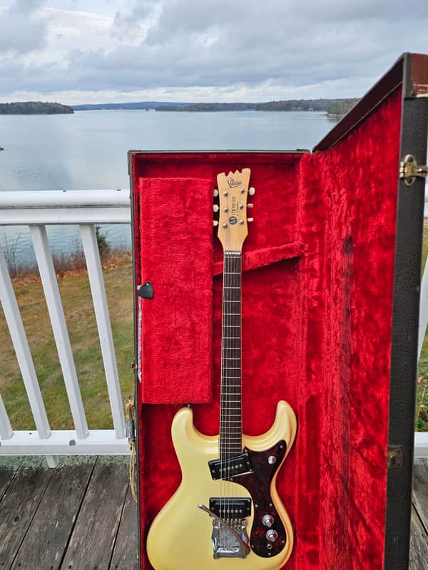 Mosrite Mark I (Ventures) 1965 - Pearl White - Made in USA image 1