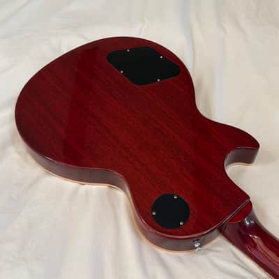 Gibson Les Paul Standard - Light Aged - Honey Burst image 9
