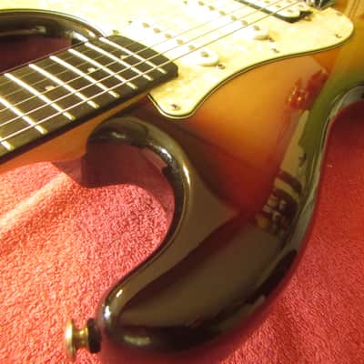 Optek Fretlight 400 Series strat-Style Electric guitar - 3 tone sunburst with cables image 7