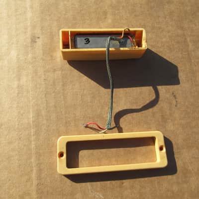 Vintage 1960s Teisco Lafayette Polaris National Guitar Pickup with Ring Nice 5.80K image 3
