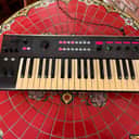 Korg R3 Synthesizer