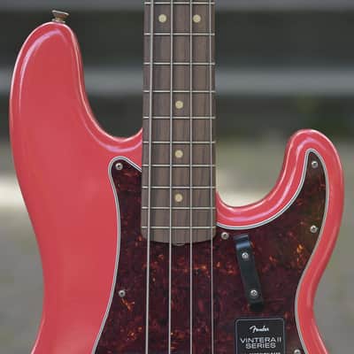 Fender Limited Edition Vintera II Road Worn '60s Precision Bass - Fiesta Red image 4