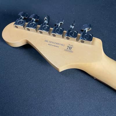 Fender Player Stratocaster - Anniversary 2-Color Sunburst (2024) image 6