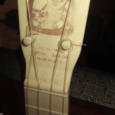 1963 Maccaferri TV Pal Ukulele image 3