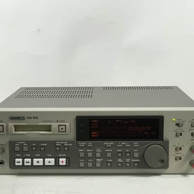 Tascam DA 60 Timecode DAT Machine DA-60 w/ RC-D6 Remote image 2