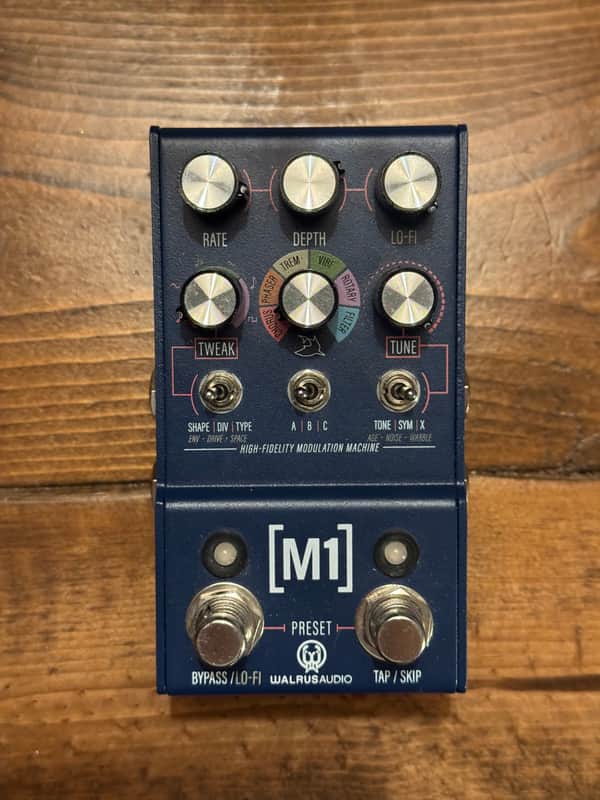 Walrus Audio Mako M1 High-Fidelity Modulation Machine 2022 - 2024 - Blue image 1