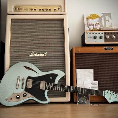 Novo Miris H2 Custom - Relic Ice Blue Metallic Sparkle  Sumpfesche Body, Ebenholz Griffbrett, Fralin PAFs, nur 3,15kg! ​​ 2025 - Ice Blue Metallic Sparkle Aged Relic image 19