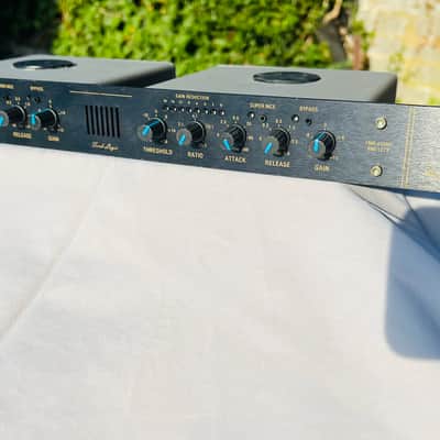 FMR Audio Really Nice Compressor RNC 1773 2000s x 2 in Funk Logic rack plate image 2