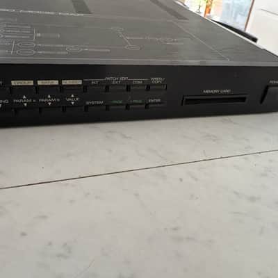 Roland GR-50 Guitar Synthesizer 1988 - 1994 - Black image 5