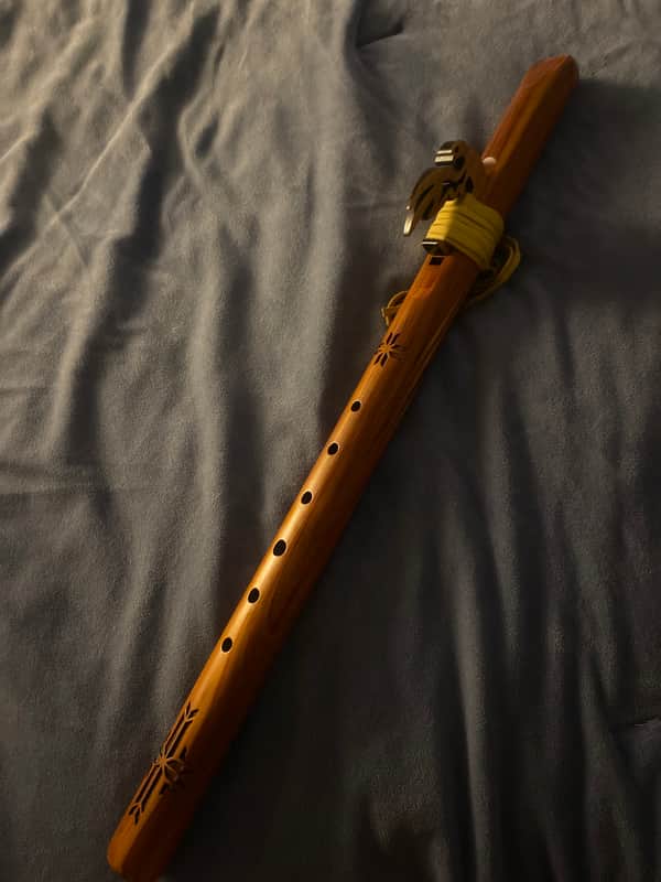 Title:  High Spirits Red Tail Hawk G Minor Aromatic Cedar Native American Flute