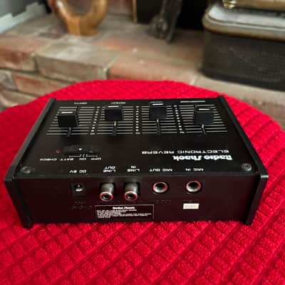 Realistic 32-1110 Desktop Electronic Reverb / Delay 1982 - 1989 - Black image 8