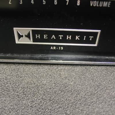 Vintage Heathkit AR-19 1970 stereo receiver with Pecan wood case image 3