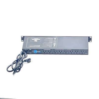 Livewire PC900 power conditioning / distribution system in excellent condition. image 3