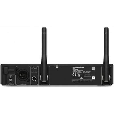 Sennheiser EW-D SK BASE SET Q1 Wireless Microphone Receiver & Body Pack set image 3