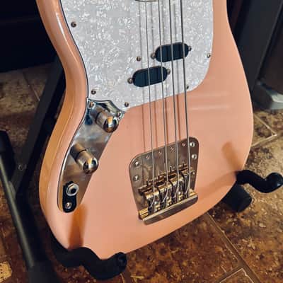 Bronson Lefty Mustang Bass 2025 - Shell Pink image 1