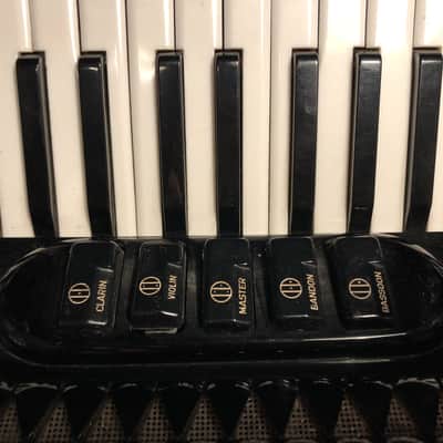 Curtini Accordion 120 Bass Italy - black image 11
