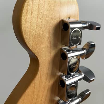 Squier Tom Delonge Stratocaster - Olympic White image 9