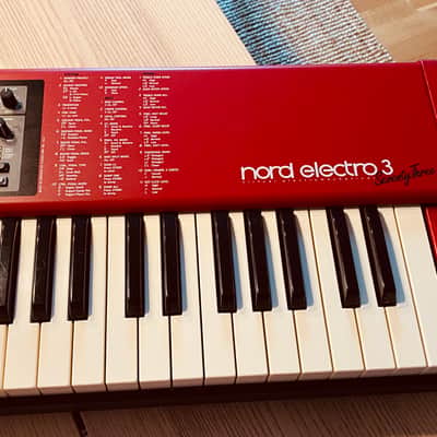 Nord Electro 3 73 hammer action with Thon hard flight case image 2