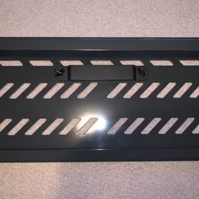 Gator GPB-BAK Large Aluminum Pedalboard with Carry Bag image 5