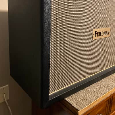 Friedman 212 Runt extension speaker cab loaded with celestian V30’s image 3