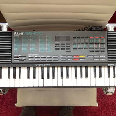 Yamaha VSS200 1988 - Black