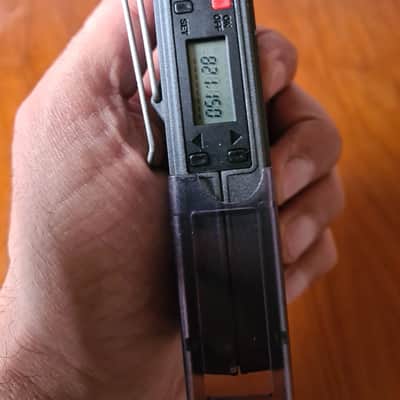 Sennheiser Sennheiser SK500 G1 Bodypack Transmitter – 790–822 MHz – Pro Grade – Built Like a Tank image 8