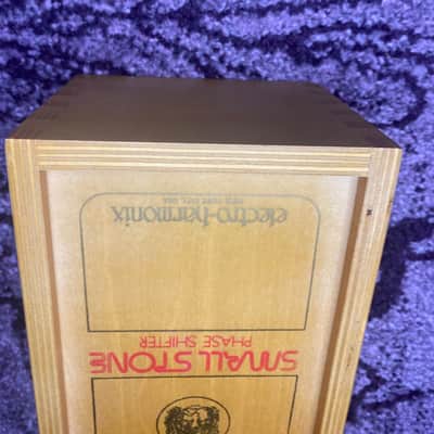 Never used NOS OTA chip Electro-Harmonix Golden Small Stone Phase Shifter 2024 - Gold image 6