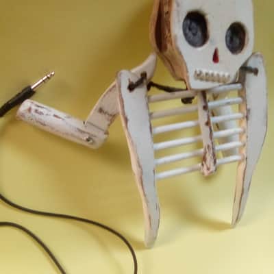 Electric Skeleton Rattle image 1