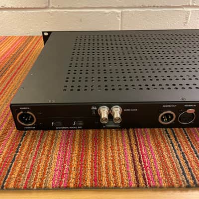 Universal Audio Apollo 16 QUAD Thunderbolt 2 Audio Interface 2010s - Black image 6