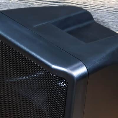 Yamaha DBR10 - 2-Way Bi-Amp Bass-Reflex Type 10" Portable Powered Loudspeaker image 7