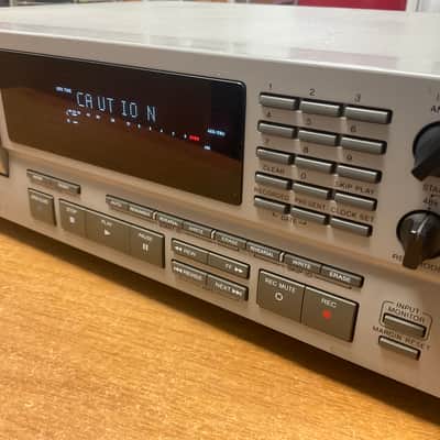 Sony PCM 2800 DAT PROFESSIONAL digital audio recorder image 3