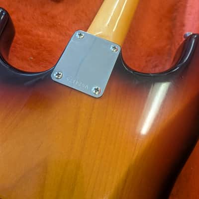 Fender Stratocaster 62 Reissue, 1994 - 3-Colour Sunburst image 9