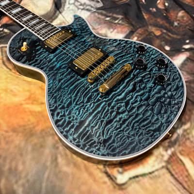 QUILT 👵! 2025 Gibson Custom Shop Les Paul Custom 7A Quilt Top M2M Made To Measure Northen Lights Ebony Fretboard Special Order Figured F Q 5A 7A 1960 V2 Neck Nordic Blue Blueberry Cobalt Trans Aqua Custombucker Pickups Gold Hardware Full Gloss image 18