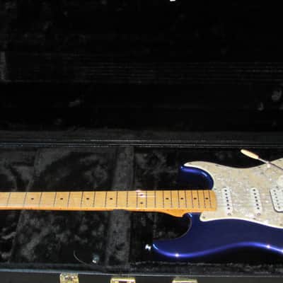 Fender Standard Stratocaster HSS 2000 - Midnight Blue image 1
