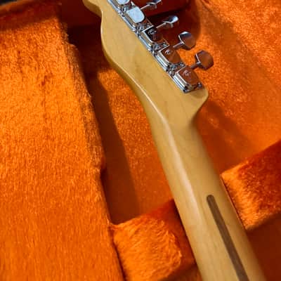 Fender American Vintage II '77 Telecaster Custom with Maple Fretboard 2022 - Present - Wine image 7