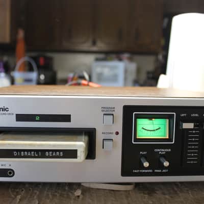 Restored Panasonic  RS-805US 8 track player (9) image 2