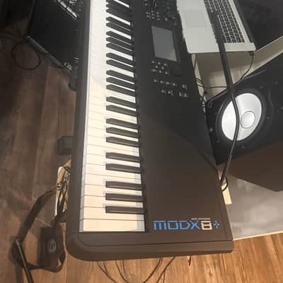Yamaha MODX8+ 88-Key 16-Voice Synthesizer 2022 - Present - Black