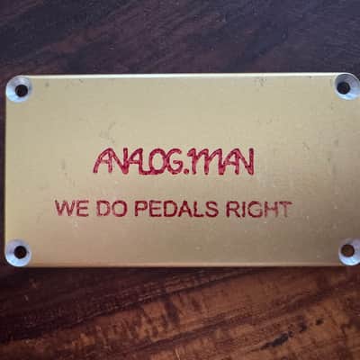 Analogman Sun Face Red Dot NKT-275 LG Low Gain Germanium Fuzz with Sun Dial Knob 2020- Present - Gold image 3
