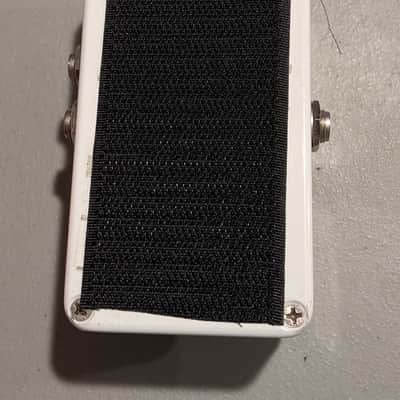 Electro-Harmonix Pitch Fork Polyphonic Pitch Shifter / Harmony Pedal 2014 - Present - Black / White / Red image 2