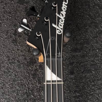 Jackson JS Series JS2 Concert Bass - Snow White image 3