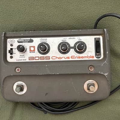 Boss CE-1 Chorus Ensemble | Reverb
