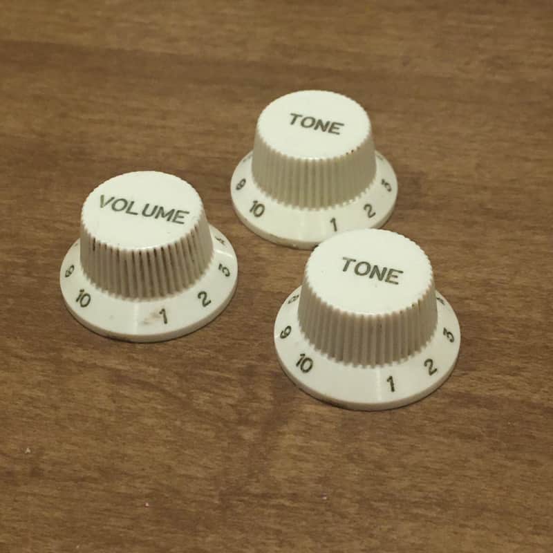 3 Vintage Fender Strat Stratocaster Knobs Cream Off White Guitar Relic No Spokes image 1