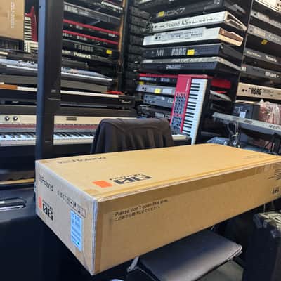 Roland FANTOM-06 61-Key Workstation Keyboard 2022  //ARMENS//