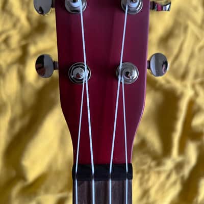 Laka Vintage Electric Ukulele and case - Cherry Red image 10