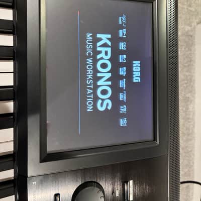 Korg KRONOS 2 73-Key Digital Synthesizer Workstation 2014 - Present - Black/Wood image 2