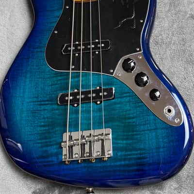 Fender Player Jazz Bass Blue Burst Flamed Maple Top MIM 2024 image 15