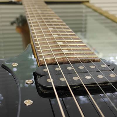 Ibanez Gio GRX20-BKN Dual Humbucker 6-String Electric Guitar - Black image 19